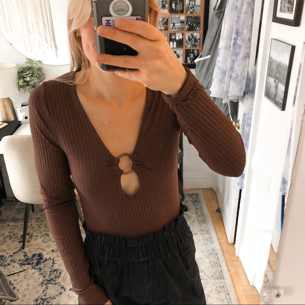 Long sleeve cutout brown Missguided bodysuit